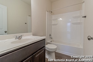 Photo - 2733 Barkey Spgs