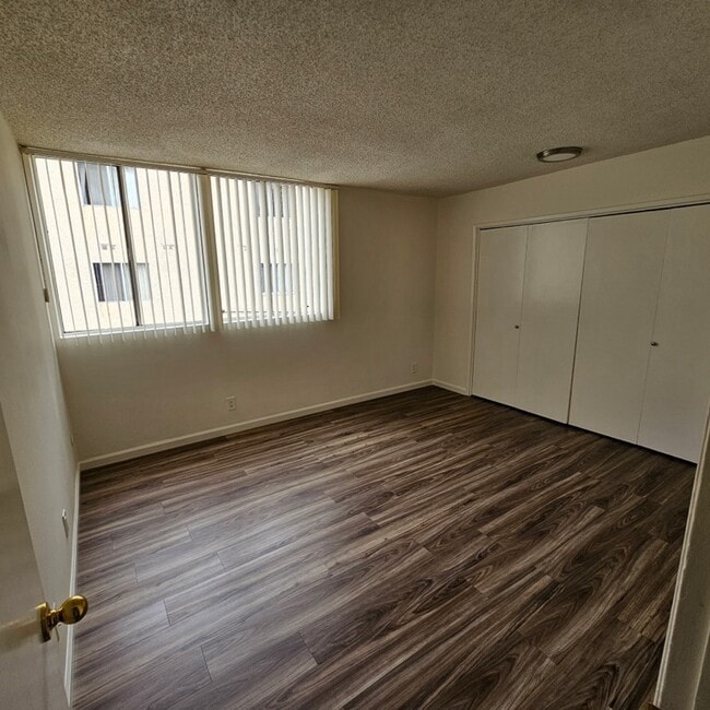 Photo - Balboa Palms Apartments