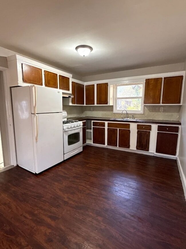 Photo - 3270 Bobolink Dr