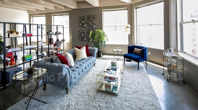 Photo - 411 W 5th St Unit 640