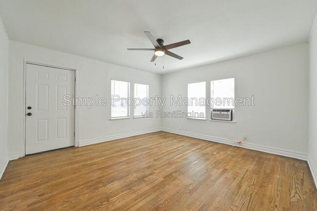 Photo - 4012 E Reno Ave
