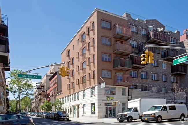 Photo - 670 Myrtle Ave