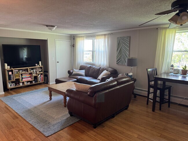 Photo - 24 Stenton Ave Unit 302