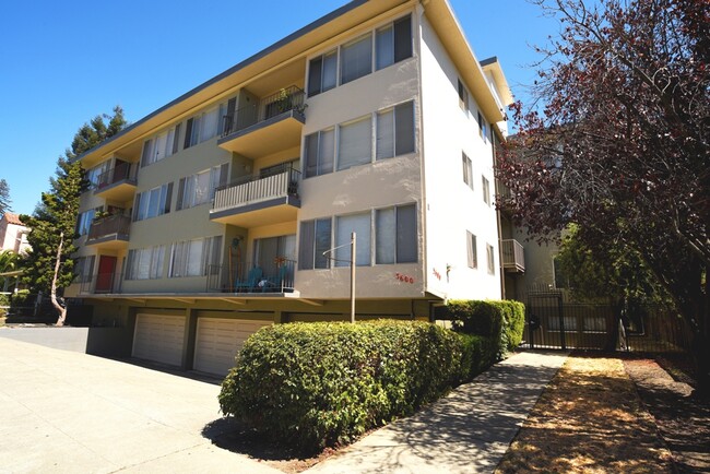 Photo - 3600 Dimond Ave Apartments