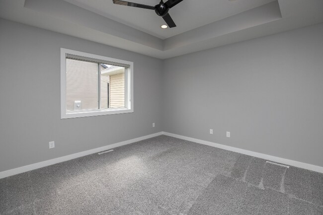 Photo - 2244 Petersen Dr NW