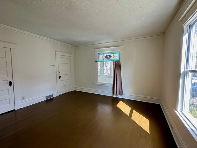 Living Room - 227 N Humboldt Ave N Unit 1