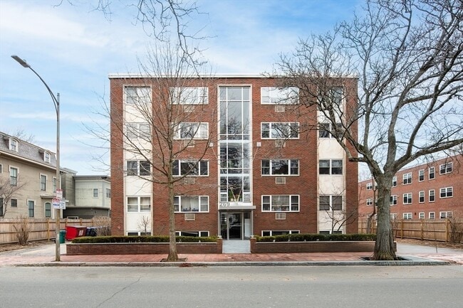 Building Photo - 269 Harvard St Unit 19