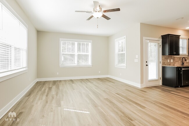 Photo - 1419 Feldspar Ct