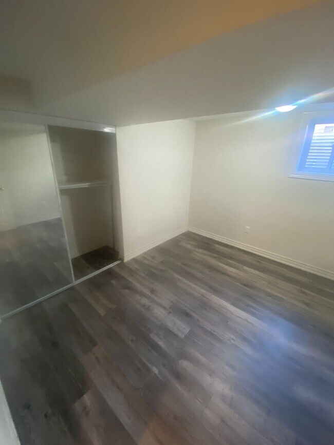 Photo - 225 John Tabor Trail