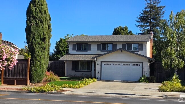 Building Photo - 4844 Westmont Ave Rental