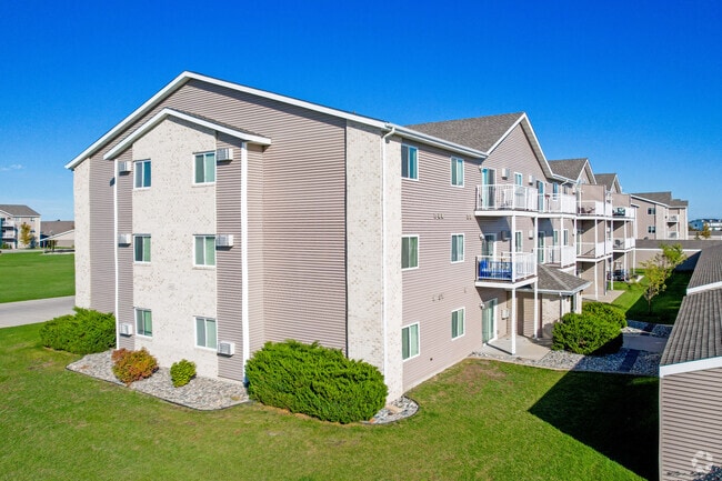 The Summers at Osgood Apartments
