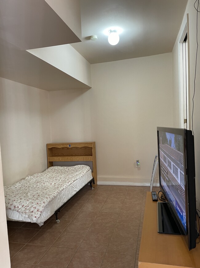 Photo - 17223 Prairie Ave