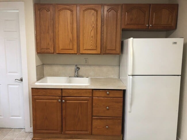 Photo - Well kept house near downtown Eugene with yard care included