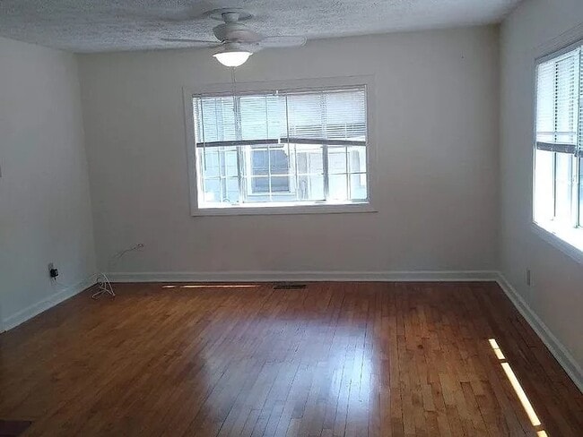 Photo - 815 Buena Vista Dr