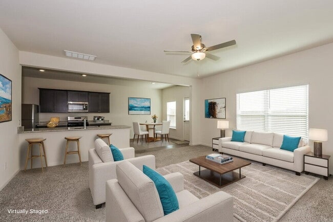 Photo - 1328 Redpine Dr