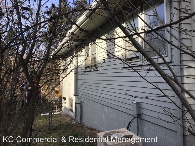 Photo - 3 br, 2 bath House - 1818 S Ralston Ave