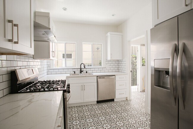 Photo - 201 S Arnaz Drive