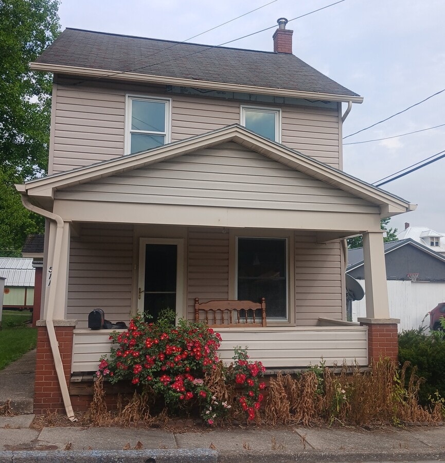 Photo - 511 Girard St