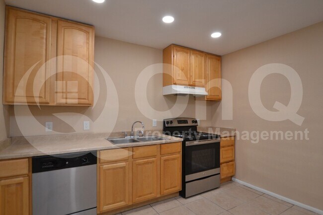Photo - 8118 N 29th Ave