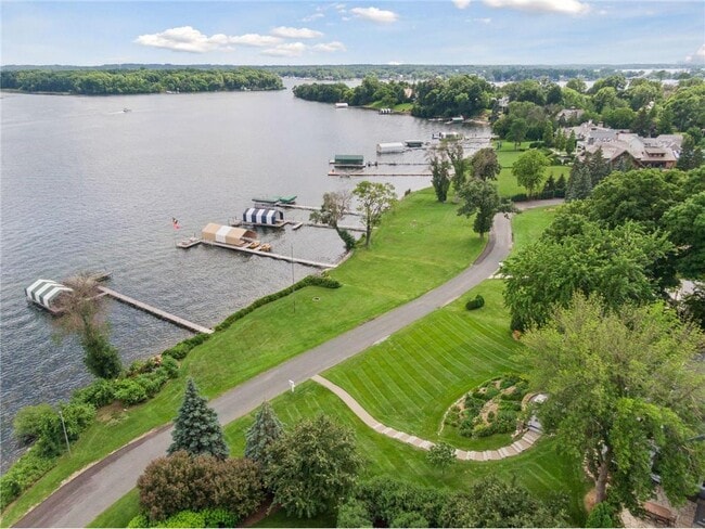 Photo - 2462 Lafayette Rd