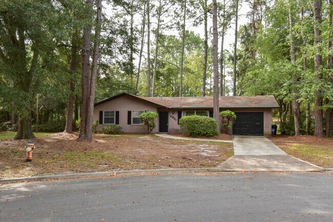 Photo - Recently Renovated 3B/2B Home in Northwood Pines