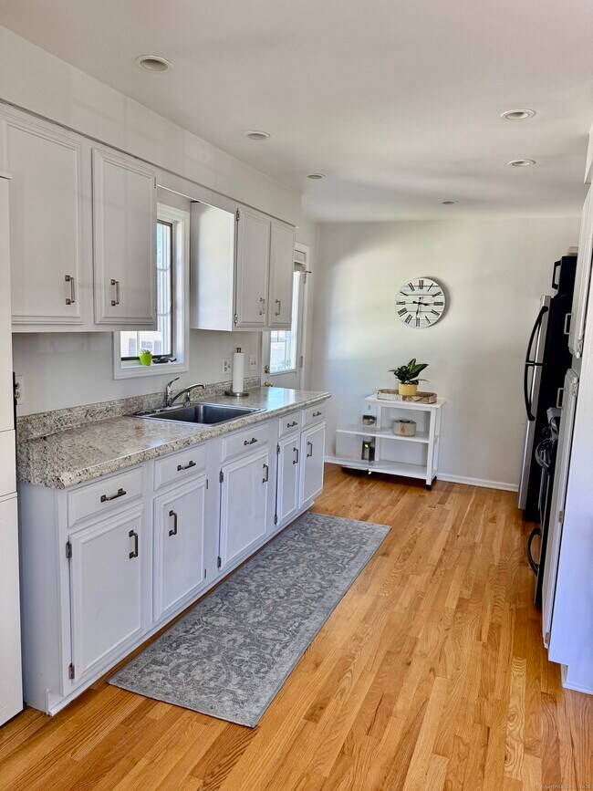 Photo - 15 Welch Terrace