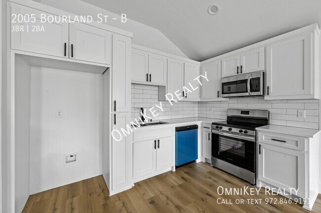 Photo - 2005 Bourland St Unit B