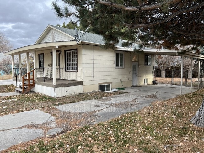 Photo - 786 Wilson Ave