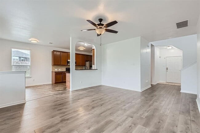 Photo - 131 Lavaca Loop