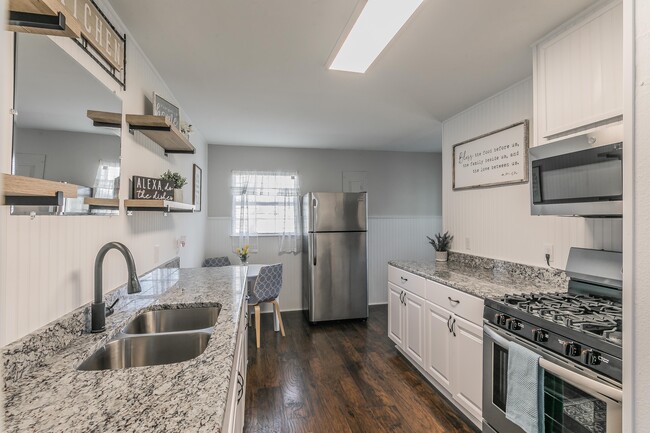 Photo - 2617 Marigold Ave