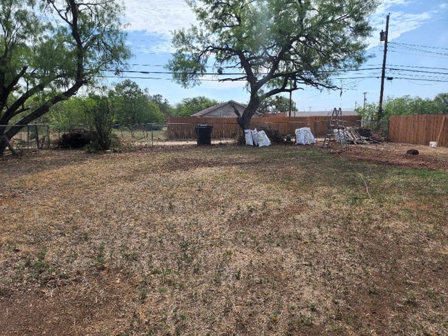 Photo - 1033 Pecan St