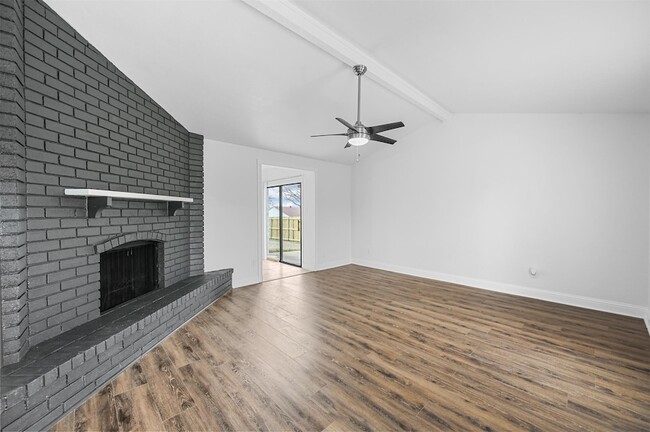 Photo - 4940 Watkins Dr