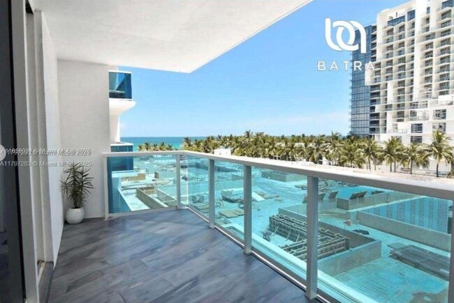 Building Photo - 2301 Collins Ave Unit 402 Rental