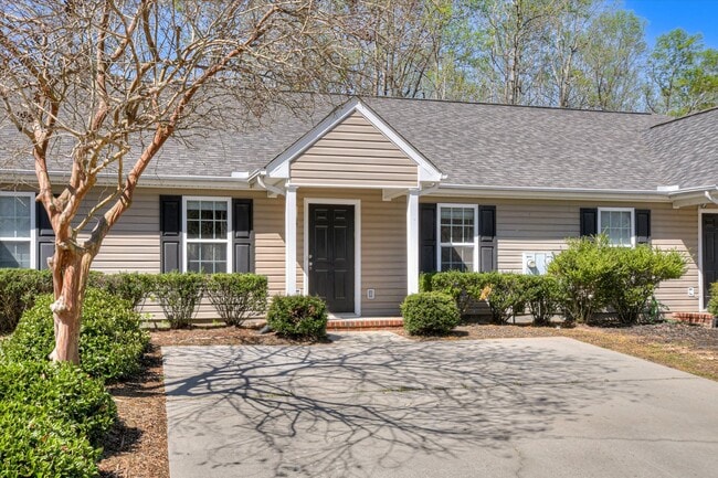 Photo - 1206 Bison Way