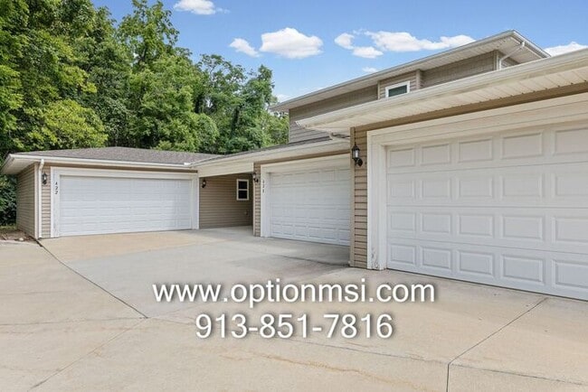 Photo - Beautifully Updated Liberty Home in a Prime Location!