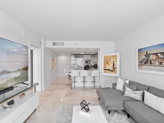 Photo - 6801 Collins Ave Unidad 1402 Door (1412 Legal) Rental