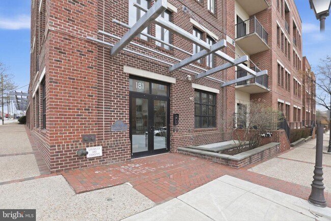 181 E Reed Ave Unit 304