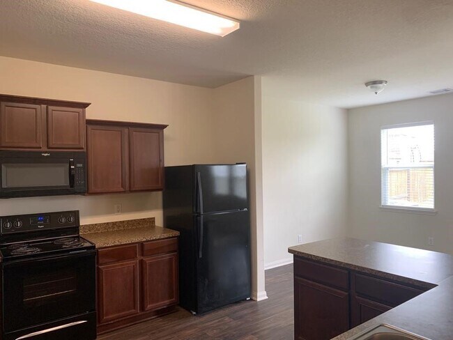 Photo - 2906 Seacrest Ln