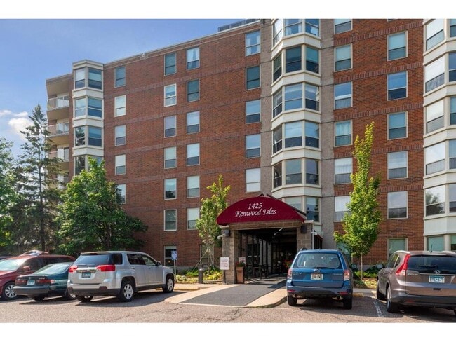 Photo - 1425 W 28th St Unit 108