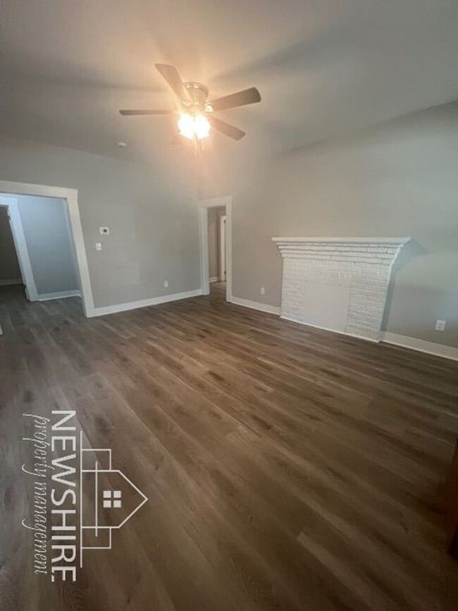 Photo - 318 Alexander Ave