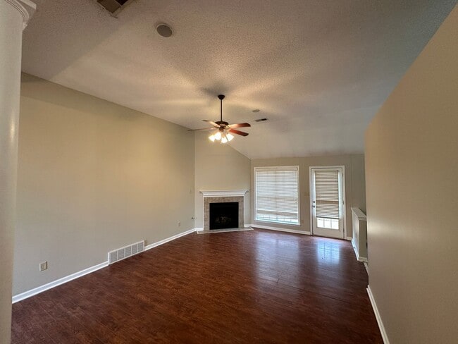 Photo - 3BD/2BA 1,640 sq. ft. Home With Split Floor Plan. Pets Are Welcome With Owner's Approval.