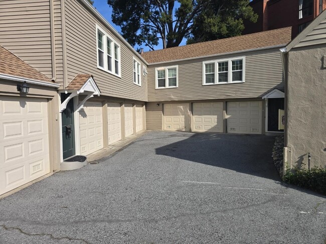 Photo - 1218 Bellevue Ave