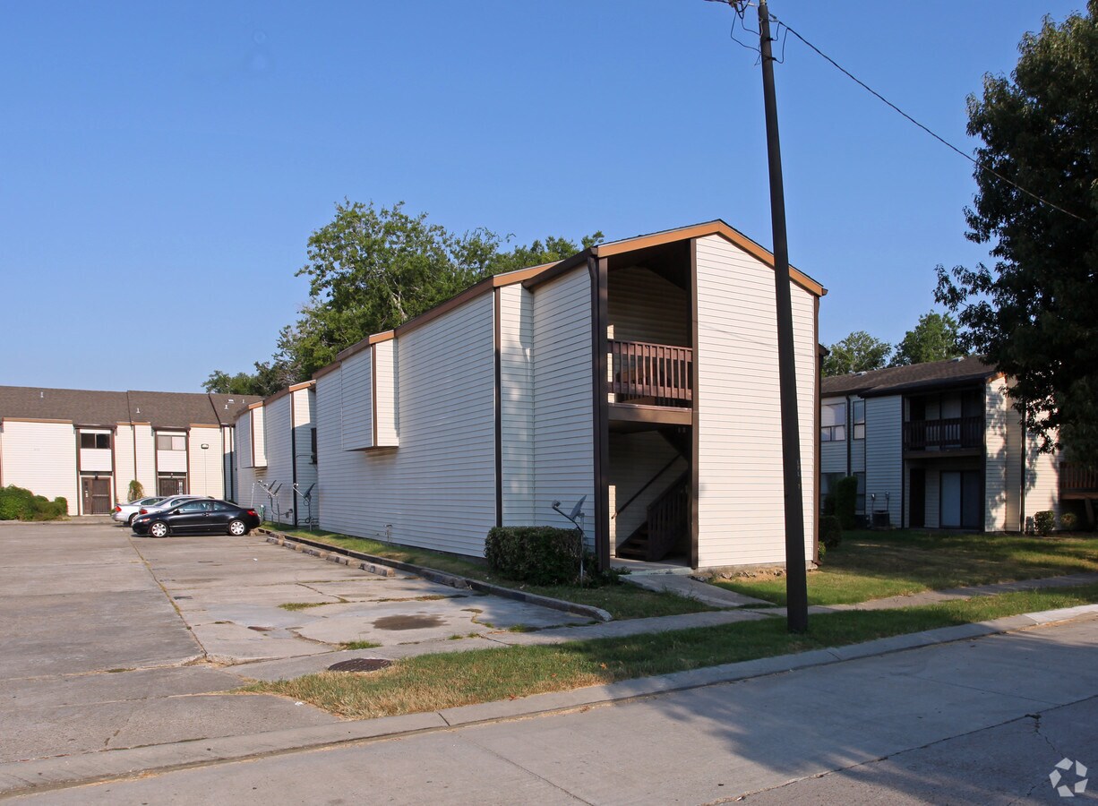 Photo - Hillbrook Condominiums