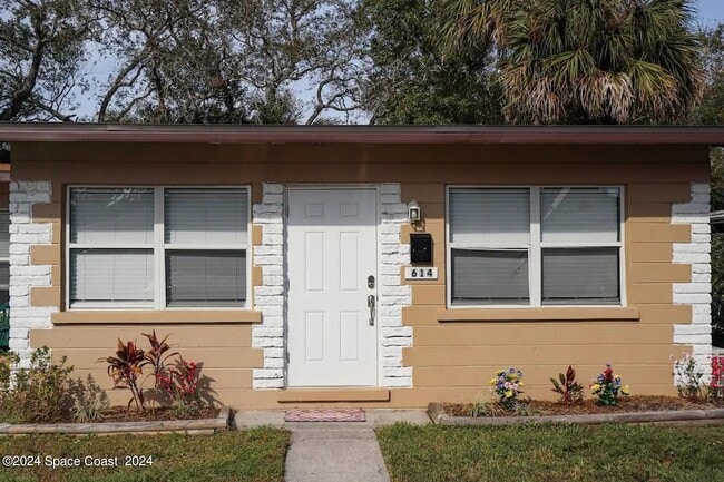 Building Photo - 614 Shady Ln Rental