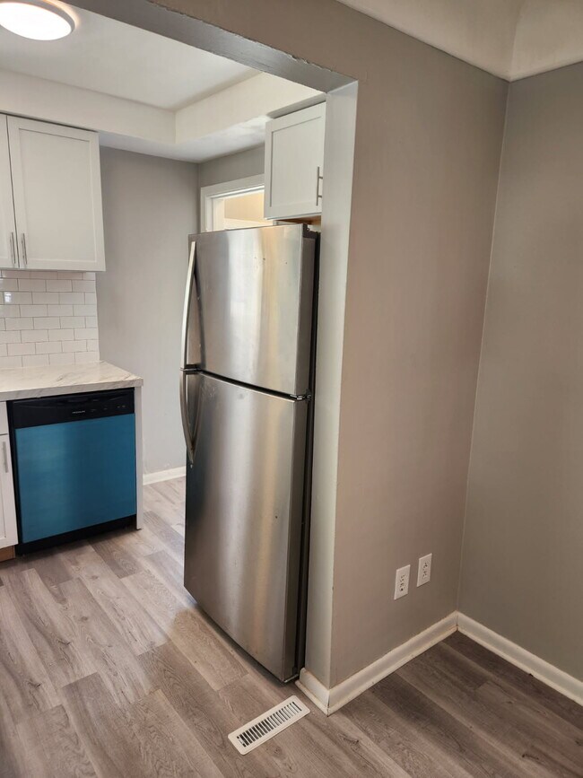 Photo - 11627 Bramell