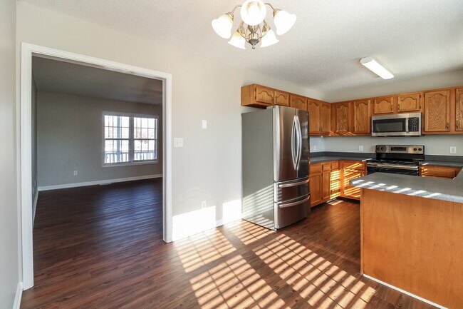 Photo - 12 Buck Forest Ln