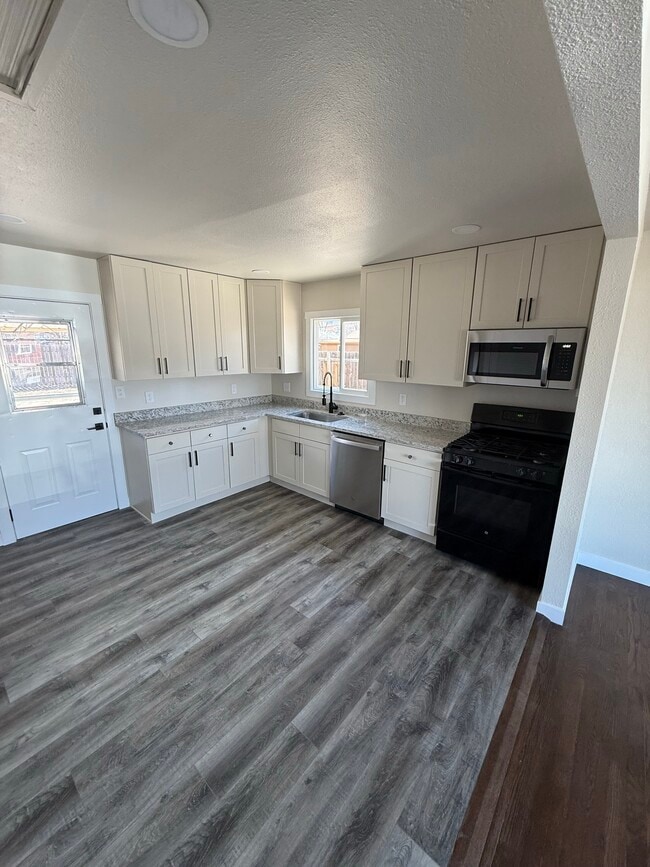 Photo - 1313 Rockwood Ave