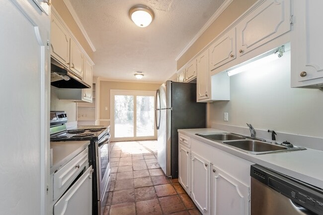 Photo - 445 N Canton Club Cir