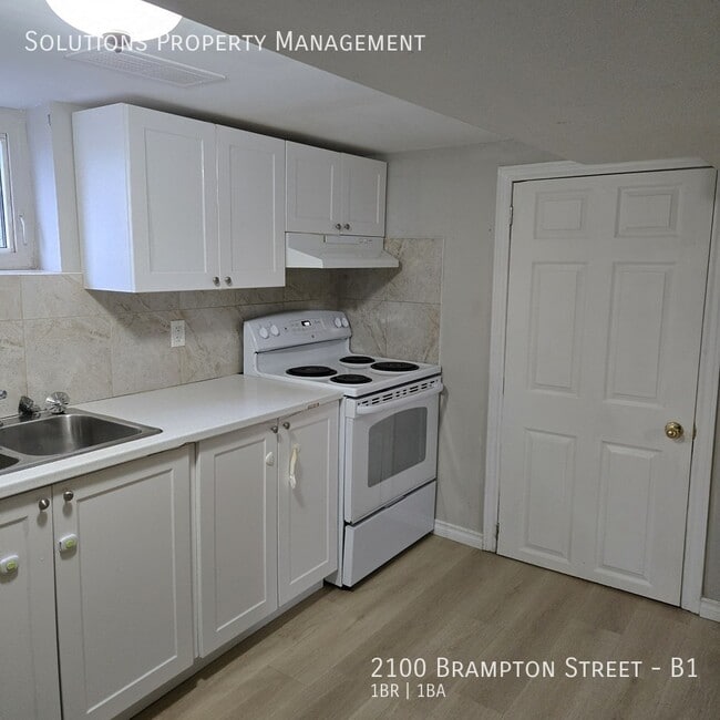 Photo - **Cute 1 Bedroom, 1 Bathroom Basement Close to Highway** Unité B1