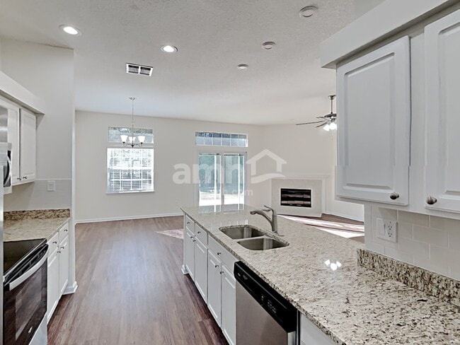 Photo - 245 Carolina Jasmine Ln